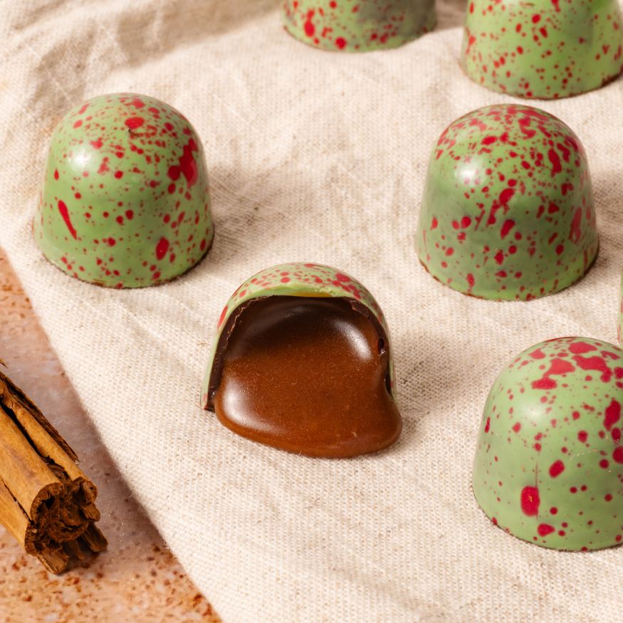 Box of Apple Pie Caramels – view 2